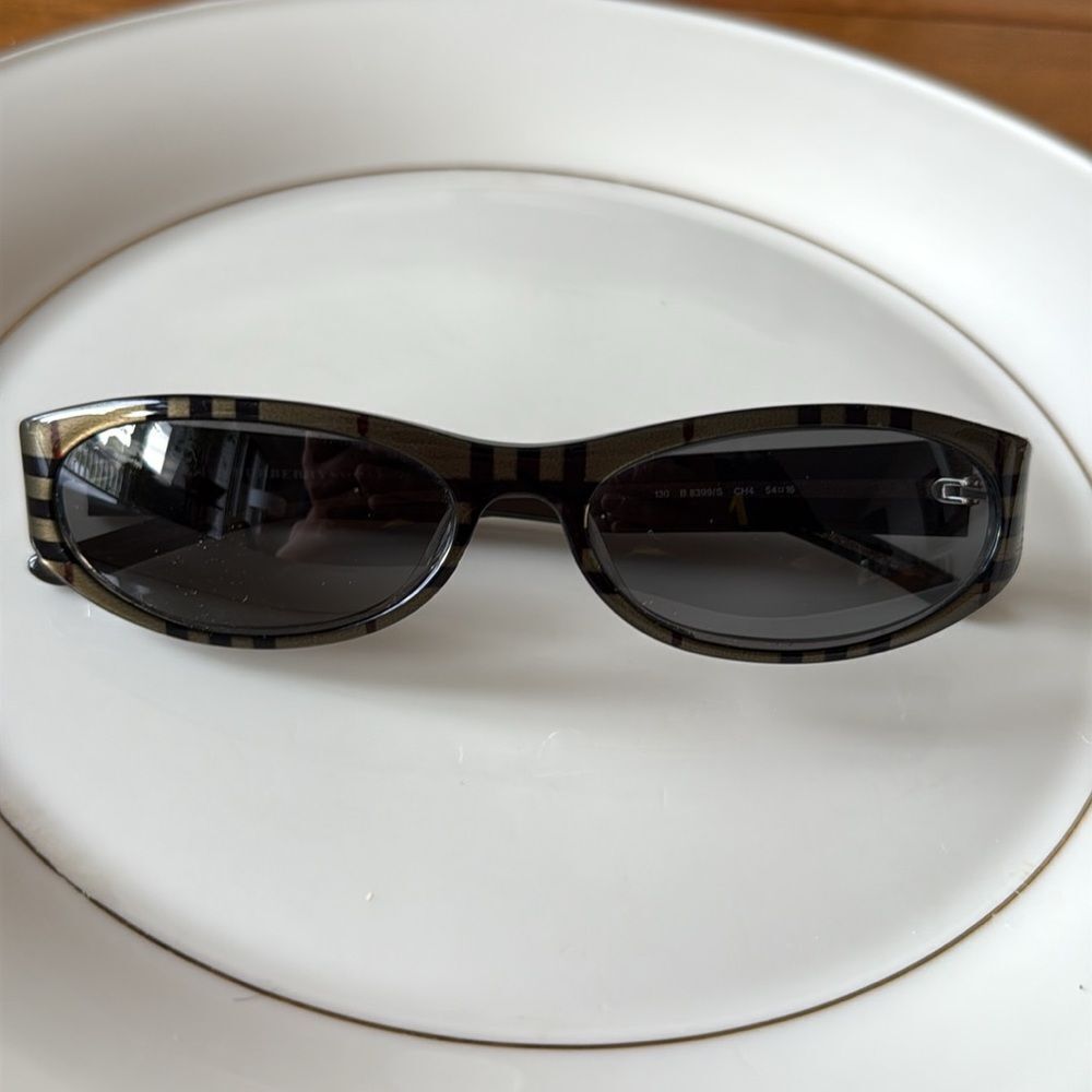 Burberry  frames - Picture 5 of 7